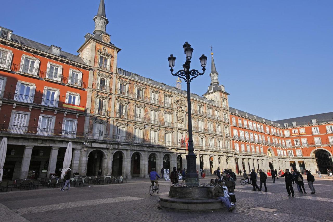 Plaza Mayor Suite Madrid Exterior photo