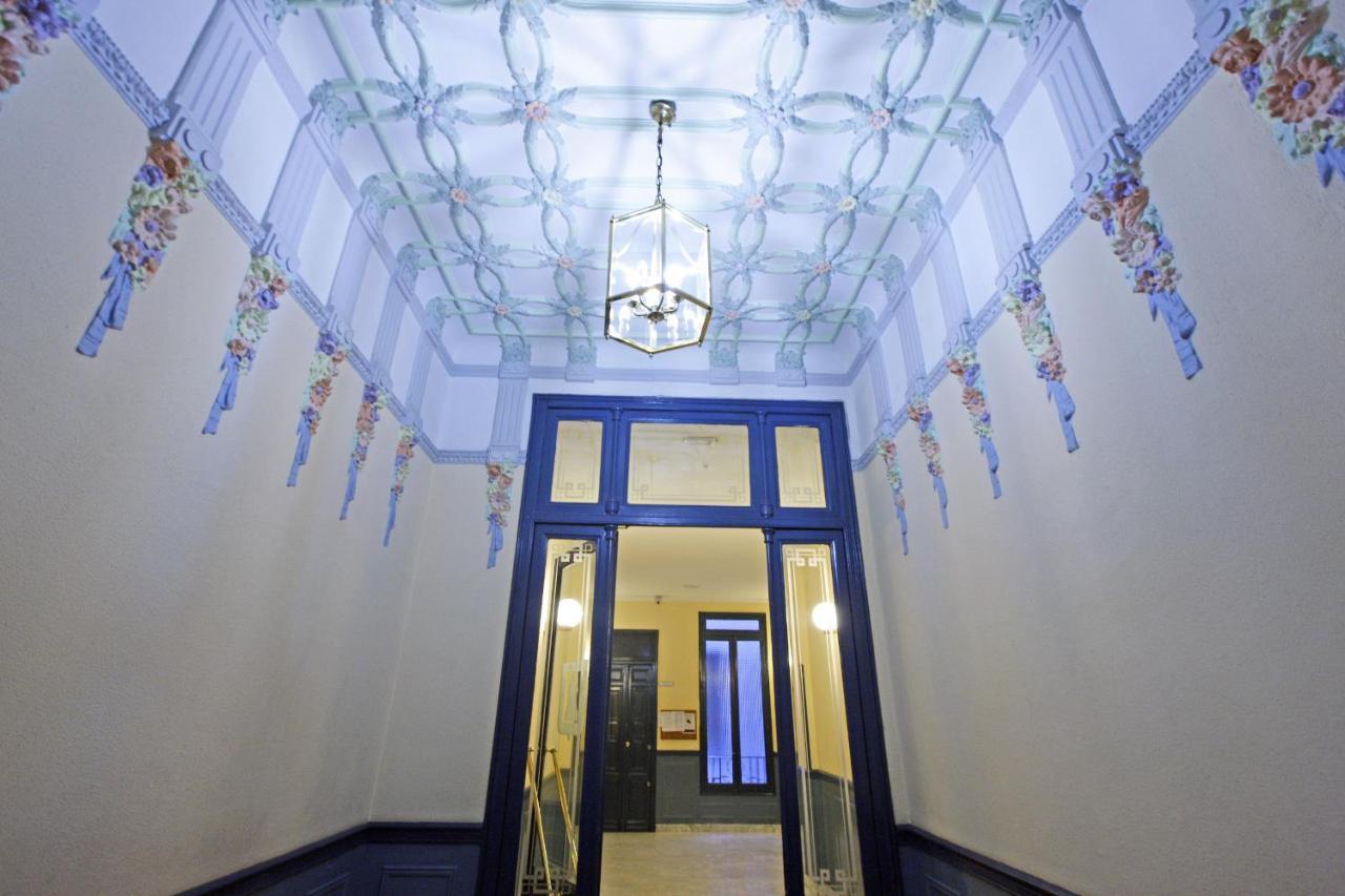 Plaza Mayor Suite Madrid Exterior photo